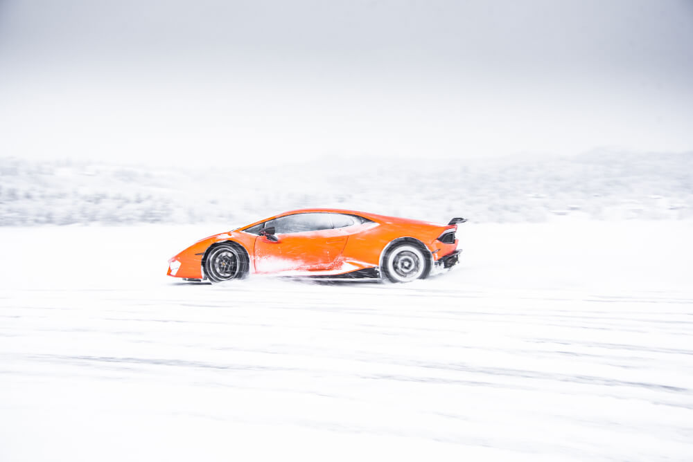jazda lamborghini zimą