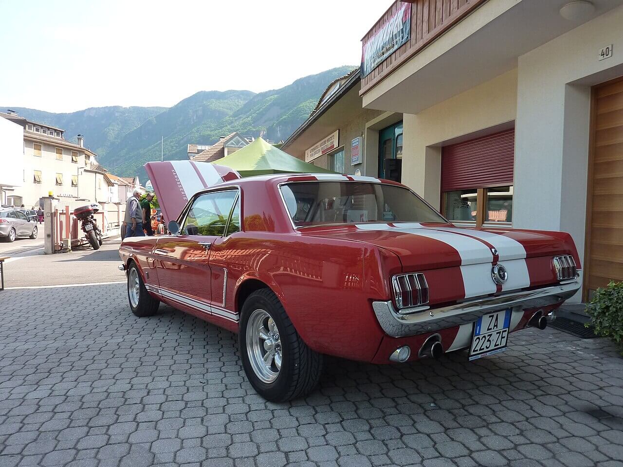 Ford Mustang (1 generacja 1964 r.)