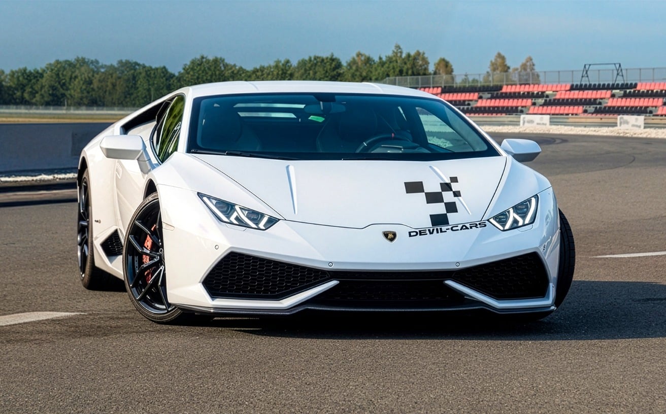 Lamborghini Huracan cena