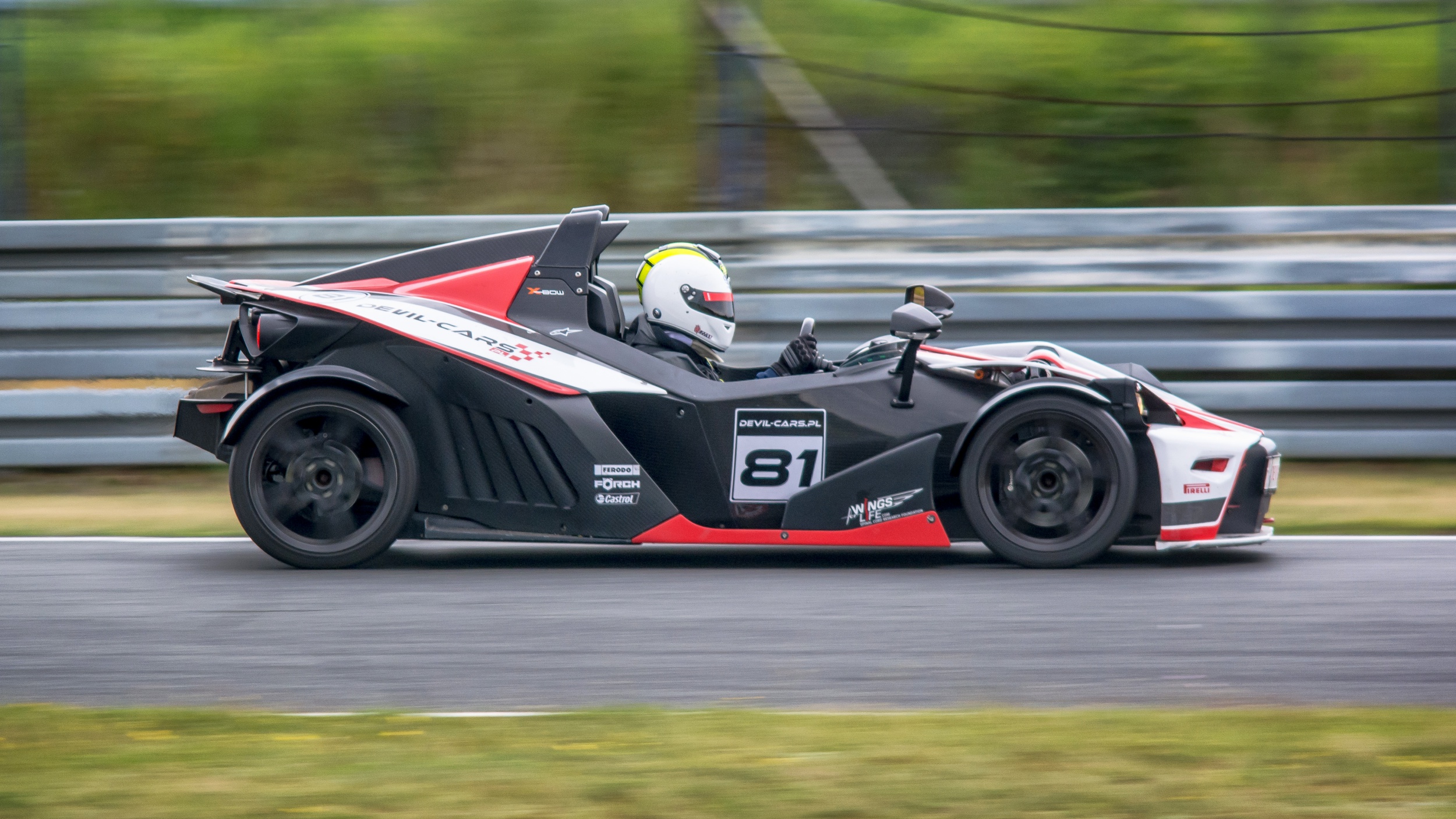 KTM X-BOW vs. Porsche GT3