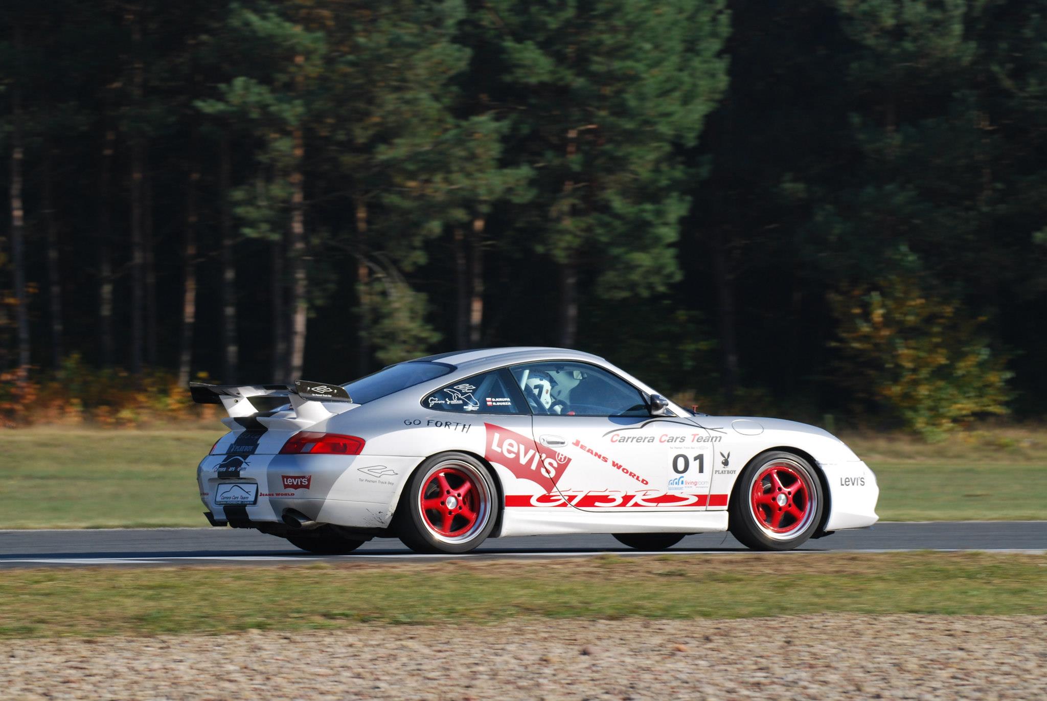 KTM X-BOW vs. Porsche GT3